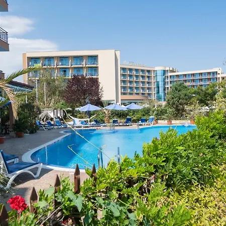 апартамент в комплекс Golden Beach, Sunny Lägenhet *